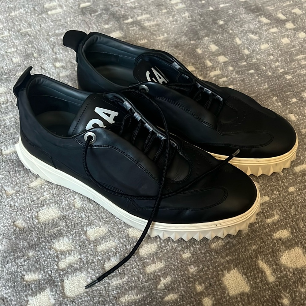 Salvatore Ferragamo mens size 7 shoes